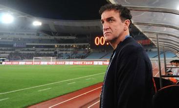 鲁能门将邵璞亮被禁止参加2015年中国足协举办的比赛4个月